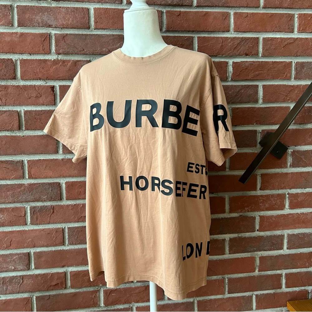 •Burberry Carrick Logo Crew Neck T-Shirt Size M Unisex NWOT